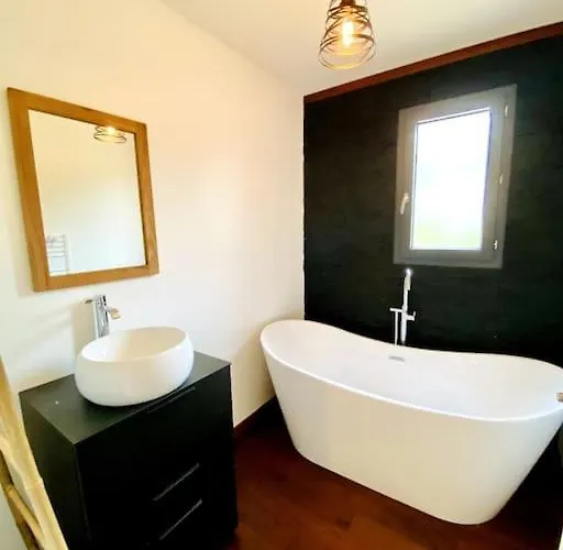 Vila Belle Maison En Bois A L'ocean